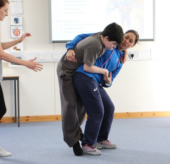 Louise Renicks Visits New Struan School