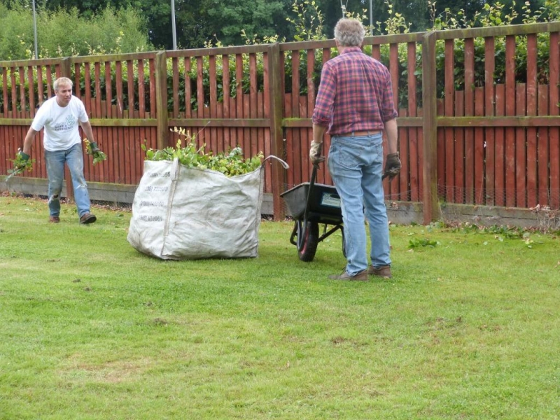 New Struan School Lloyds Volunteers