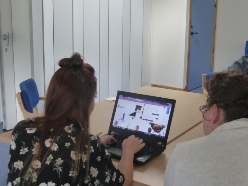 Digital Eagles Visit New Struan School